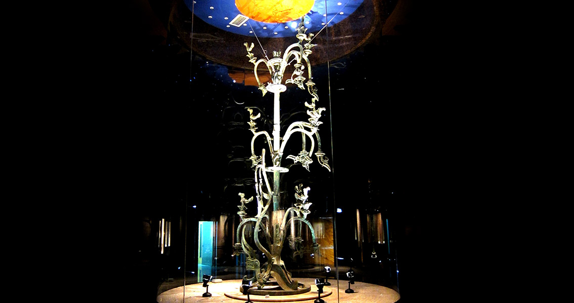 Sanxingdui Bronze Tree