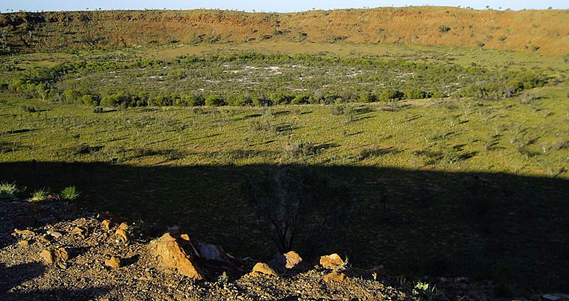 400-km Meteorite Impact Zone Found in Australia