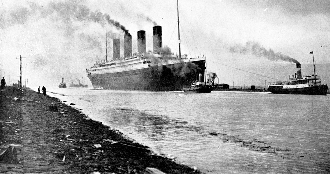 The Titanic Sets Off