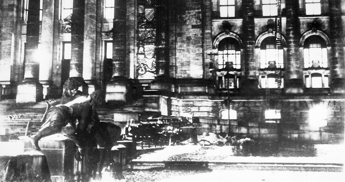 Firemen Battle the blaze at the Reichstag