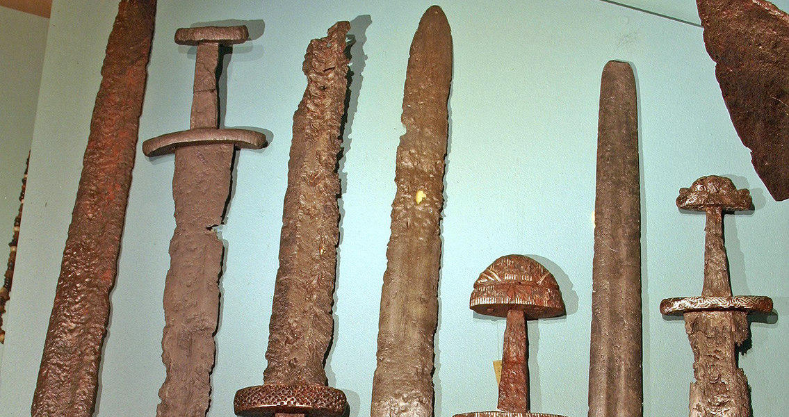 Viking Swords at Bergen museum (2)