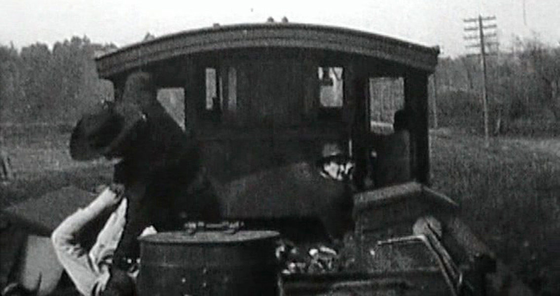 Silent Man Of The Great Train Robbery Escapes