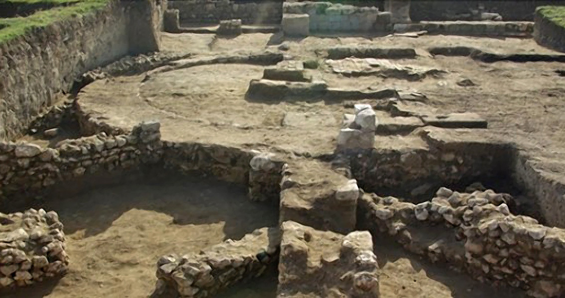 Enormous Pre-Stonehenge Monument Found in Salisbury