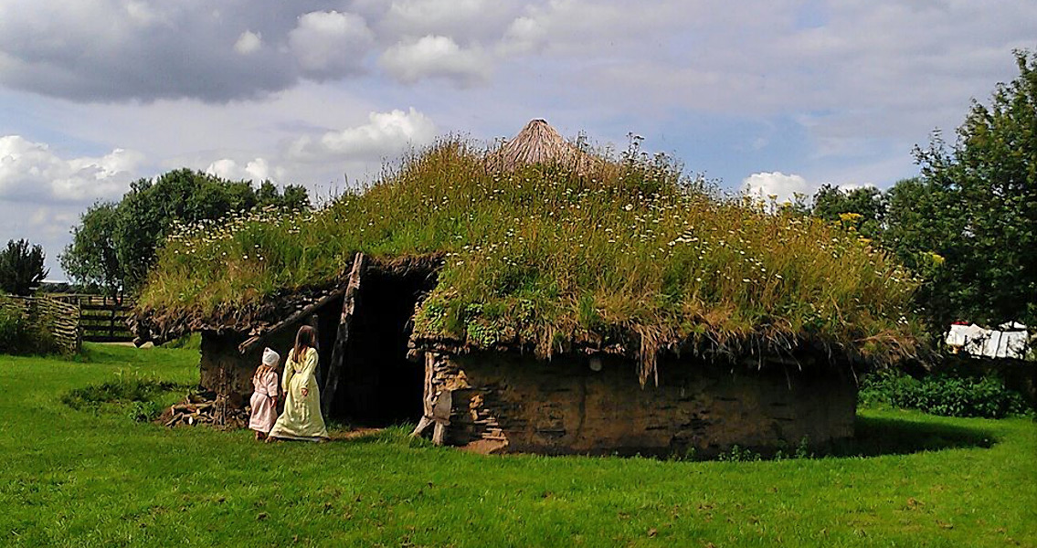 Flag Fen Bronze Age Roundhouse