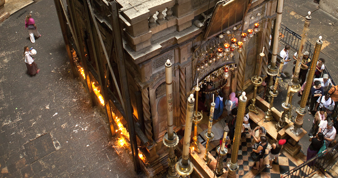 Church of the Holy Sepulchre at Risk of Collapse